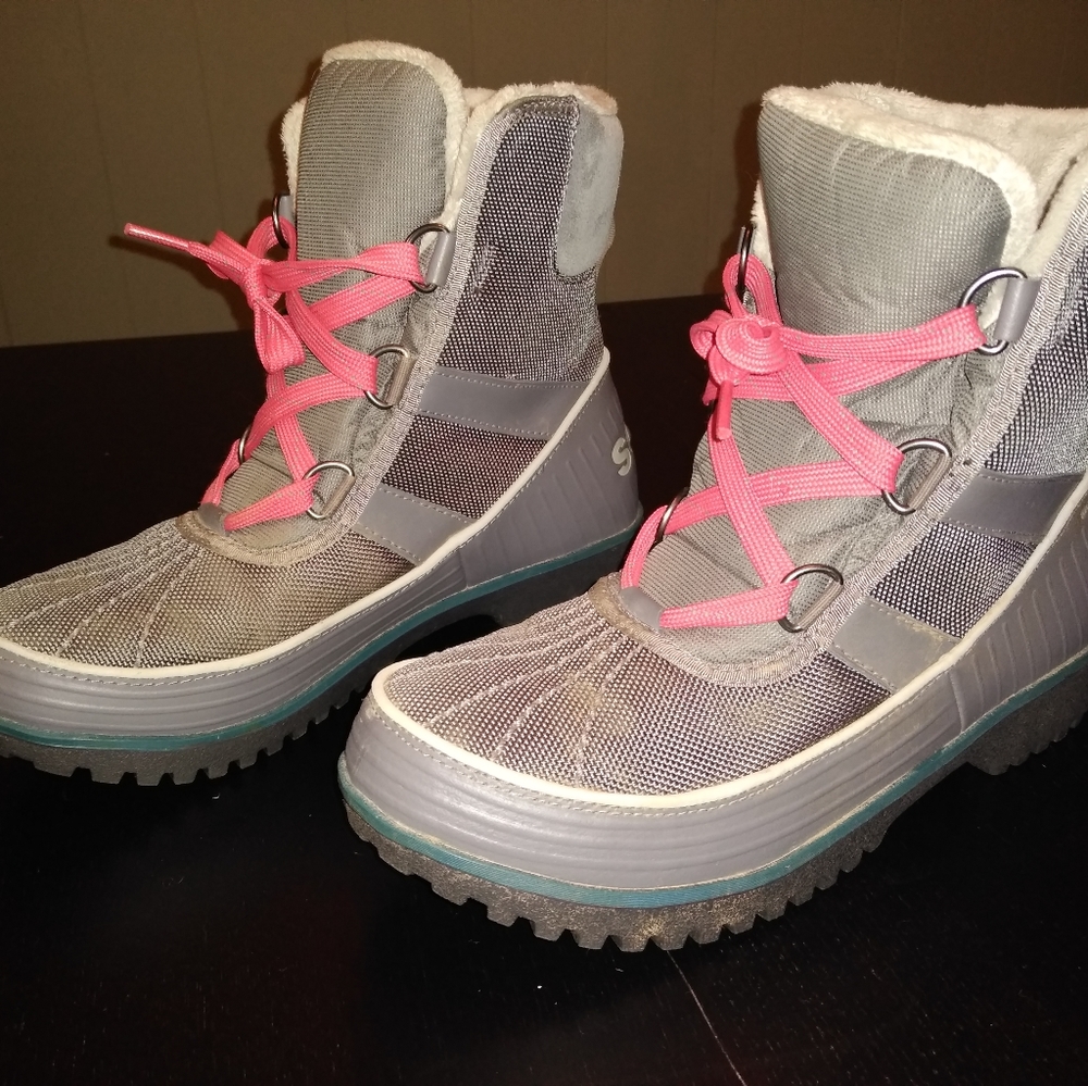 Sorel women's snow boots sz. 8